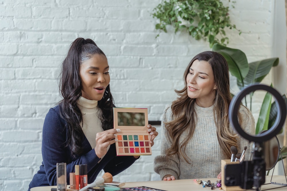 10 user-generated content strategies to drive conversions & engagement